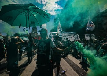 Paro general en Argentina por la reforma laboral impulsada por el gobierno de Javier Milei