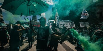 Paro general en Argentina por la reforma laboral impulsada por el gobierno de Javier Milei