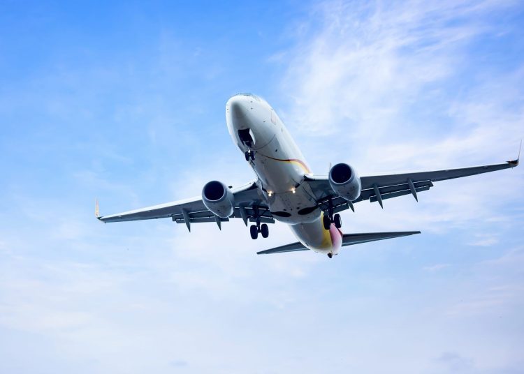 Aerolíneas internacionales operan en Cuba ante escasez de combustible para aviación