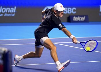 El estadounidense Patrick Kypson, 103 del mundo, sorprendió este lunes con su victoria 6-1, (4)6-7 y 7-6(4) sobre el australiano Álex de Miñaur