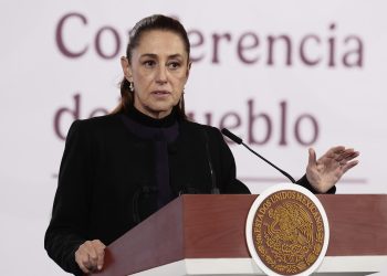 Claudia Sheinbaum reconoció al titular de la Sedena durante la reunión de gabinete realizada en Palacio Nacional