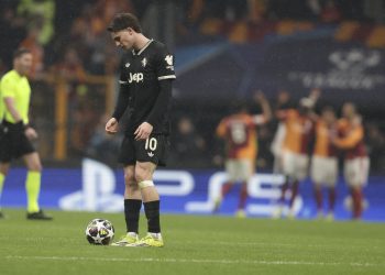 El Galatasaray dio un golpe de autoridad este martes y prácticamente puso un pie en los octavos de final de la Liga de Campeones