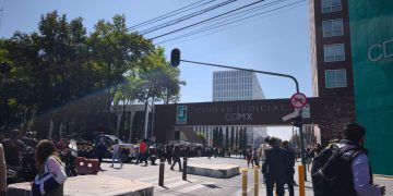 ¡Alerta en la CDMX! Evacuan de emergencia los juzgados del Poder Judicial por amenaza de bomba