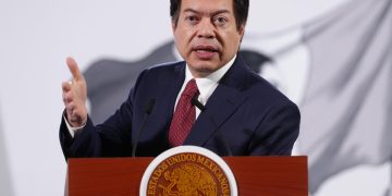 Mario Delgado Carrillo lamenta el asesinato de su tía Eugenia y su prima Sheila en Colima