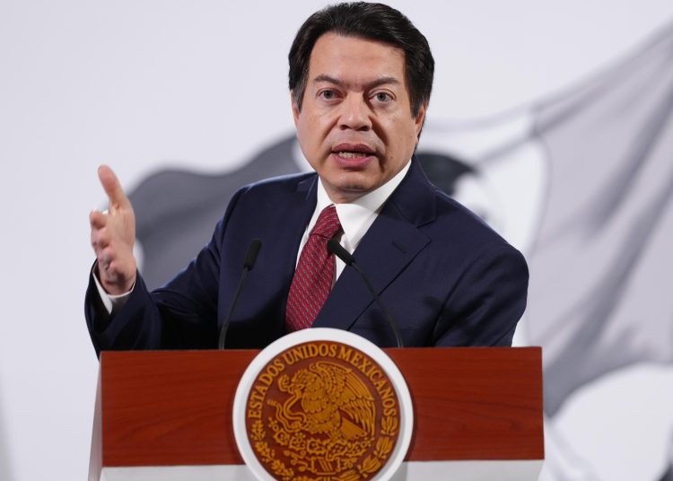 Mario Delgado Carrillo lamenta el asesinato de su tía Eugenia y su prima Sheila en Colima