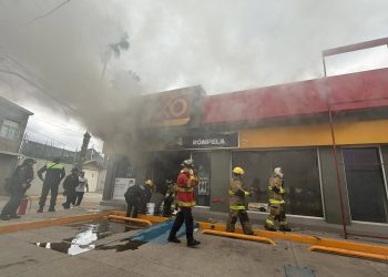 Estado de México: incendios de vehículos y ataques a comercios tras muerte de “El Mencho”