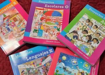 Alfonso Cepeda Salas respaldó ajustes a los libros de texto gratuitos impulsados por el gobierno federal