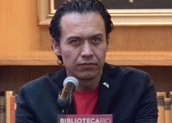 Marx Arriaga continúa atrincherado en su oficina de la SEP