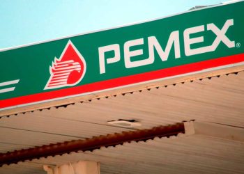 Pemex logró una reducción del 20% de su deuda y mejoras en su calificación crediticia internacional