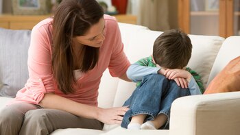 Redes sociales elevan estrés y ansiedad en niños y jóvenes, alertan especialistas