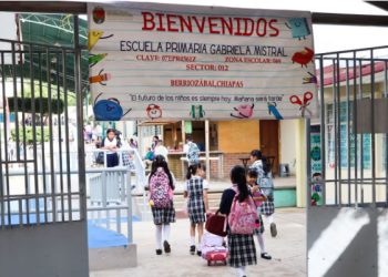 ¿Qué estados regresan a clases presenciales tras el cierre por violencia?