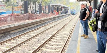Trabajos de ampliación del Tren Ligero de Xochimilco a Tasqueña para duplicar capacidad de pasajeros