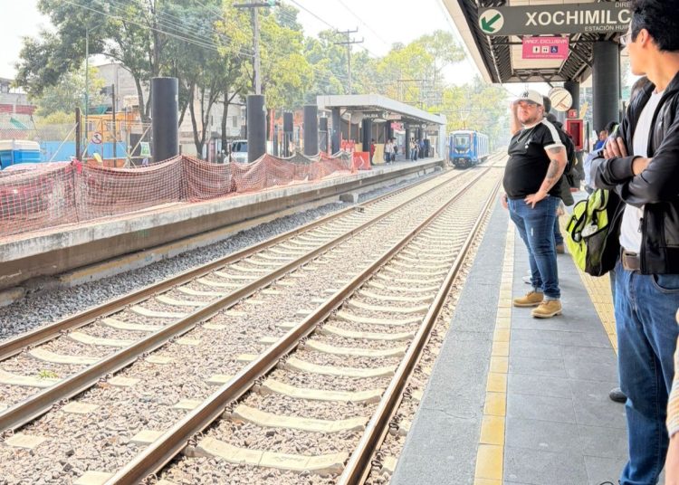 Trabajos de ampliación del Tren Ligero de Xochimilco a Tasqueña para duplicar capacidad de pasajeros