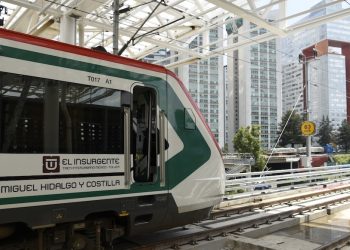 PAN exige rehabilitación de viviendas dañadas por la construcción de el Tren Interurbano El Insurgente
