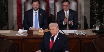 Trump desafía al Congreso y defiende nuevos aranceles en su discurso del Estado de la Unión
