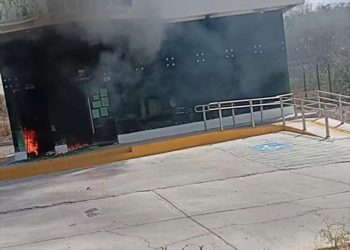 Zacatecas reporta bloqueos carreteros e incendios en sucursales del Banco del Bienestar