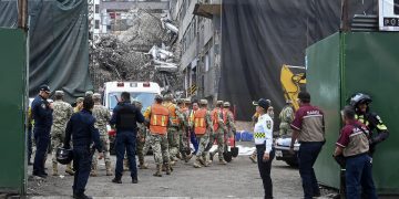 Inti Muñoz exhibe el documento del edificio de San Antonio Abad: la alcaldía Cuauhtémoc debió vigilar
