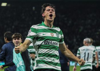 Sporting CP's Rafael Nel celebrates scoring the 5-0 goal during the UEFA Champions League Round of 16 second