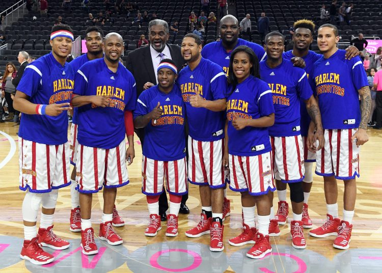 Mates de altos vuelos, asistencias increíbles y jugadas improbables: los Harlem Globetrotters celebran este año sus 100 años de vida después
