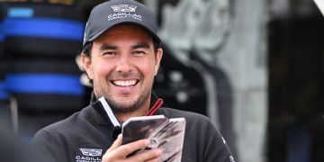 El mexicano Sergio 'Checo' Pérez (Cadillac) aseguró que su objetivo de cara al Gran Premio de China de este domingo, aparte de terminar la