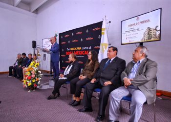 Octavio de la Torre, presidente de Concanaco Servytur, hablando sobre la inflación y el comercio fronterizo