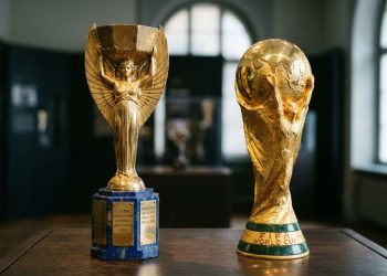 De Nike al oro solido La historia desconocida de los dos trofeos del Mundial
