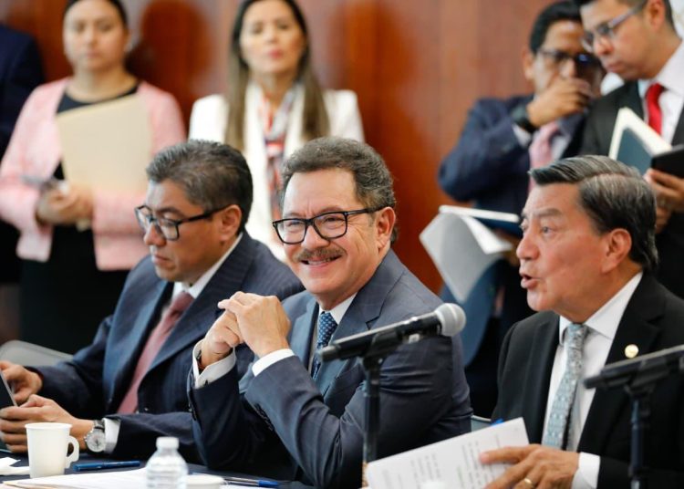 Morena busca aprobar "Plan B" antes de Semana Santa: Ignacio Mier defiende austeridad