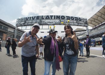 La máxima fiesta del rock en español: Arranca la edición XXVI del Vive Latino con lleno total
