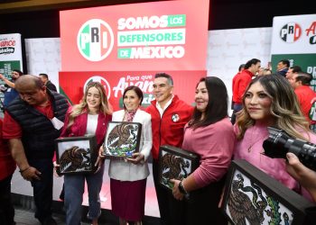¡Regresa a la escena política! El PRI suma a Rosario Robles para coordinar rumbo al 2027
