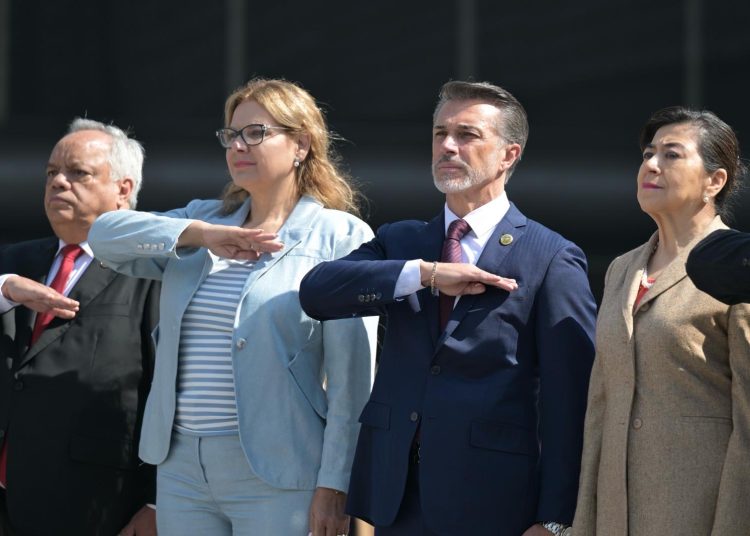 ¡De La Casa de los Famosos a San Lázaro! El polémico regreso de Sergio Mayer desata indignación
