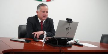 “Alianza entre IMPI y Cofepris busca transparentar patentes”: Santiago Nieto