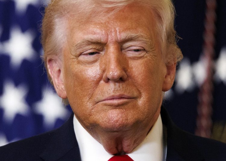 WASHINGTON (United States), 12/03/2026.- US President Donald Trump attends a Women's History Month event at the White House in Washington, DC, USA, 12 March 2026. EFE/EPA/WILL OLIVER