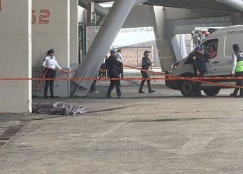 Muere aficionado tras caída en el Estadio Ciudad de México