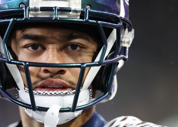 Jaxon Smith-Njigba firma extensión récord con Seahawks y se convierte en el receptor mejor pagado de la NFL