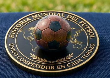 Que equipo ha participado en todos los mundiales Record oficial de la FIFA