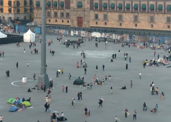 CNTE levanta plantón en el Zócalo tras 72 horas de paro