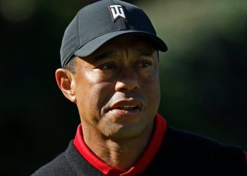 Tiger Woods, detenido por negarse a prueba de orina