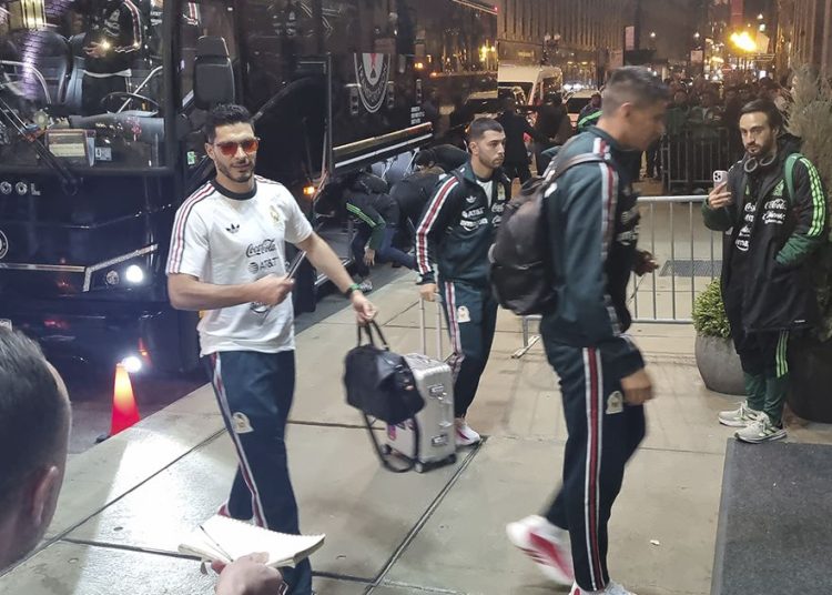 El Tri llega a Chicago con equipo completo, para su juego contra Bélgica