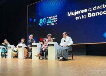 Brecha de género en la banca es “un despojo silencioso”: alerta Banxico