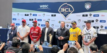 A un día del inicio de la tercera edición de la Baseball Champions League segunda en su formato oficial cinco dirigentes del torneo ofrecieron una conferencia