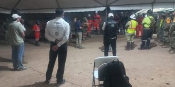 A 100 metros del rescate: continúan sin descanso búsqueda de 3 mineros en El Rosario, Sinaloa