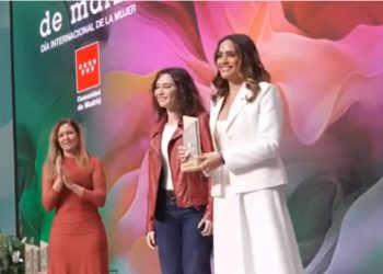 Madrid reconoce a Ale Rojo de la Vega por su defensa de los derechos de las mujeres