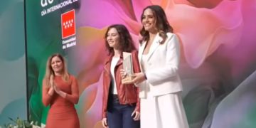 Madrid reconoce a Ale Rojo de la Vega por su defensa de los derechos de las mujeres