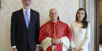 Los reyes de España y el papa León XIV se reúnen en el Vaticano