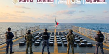 Armada de México decomisa cerca de dos toneladas de cocaína en costas de Guerrero