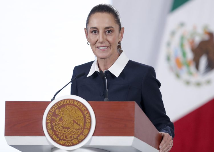 Sheinbaum aseguró que su Plan B podría generar un ahorro de 4 mil millones de pesos