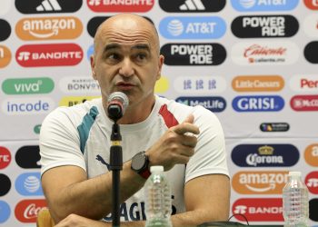 Roberto Martínez dice que enfrentar a México será un gran reto