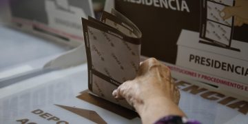 La oposición advirtió que el Plan B podría debilitar al INE