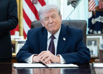 Donald Trump anuncia retirada de tropas de Irán en "dos o tres semanas"