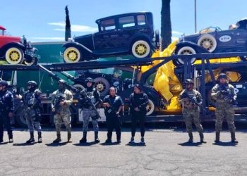 ¡Impresionante hallazgo! Recuperan “nodriza” con autos de colección en la Puebla-Orizaba